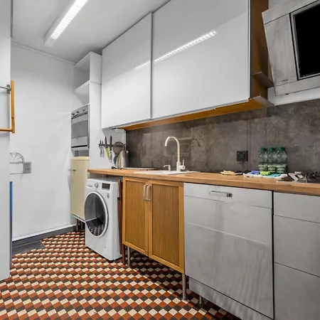 Apartment Plac Zbawiciela Spacious *